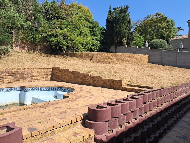 3 Bedroom Property for Sale in Vierlanden Western Cape